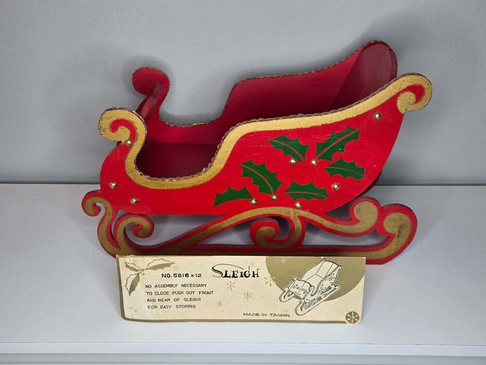 Vintage Sleigh Folding Wooden Holiday Sleigh No. 5816 x 12 Red Gold Holly